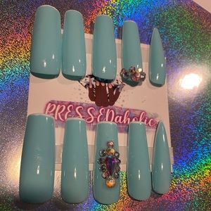 XXL press on nails size small